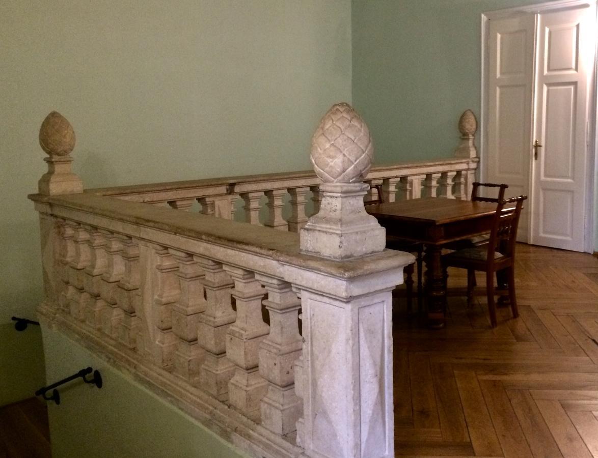 Althansky Palac Znojmo Εξωτερικό φωτογραφία